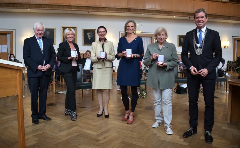 Andreas-Gayk-Medaille für Idun Hübner