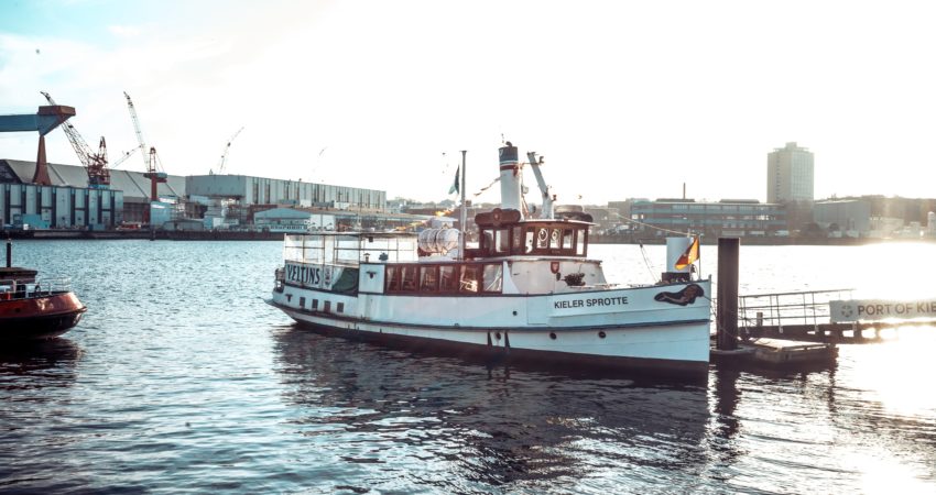 karl-jk-hedin-HUan1C4bOVc-unsplash